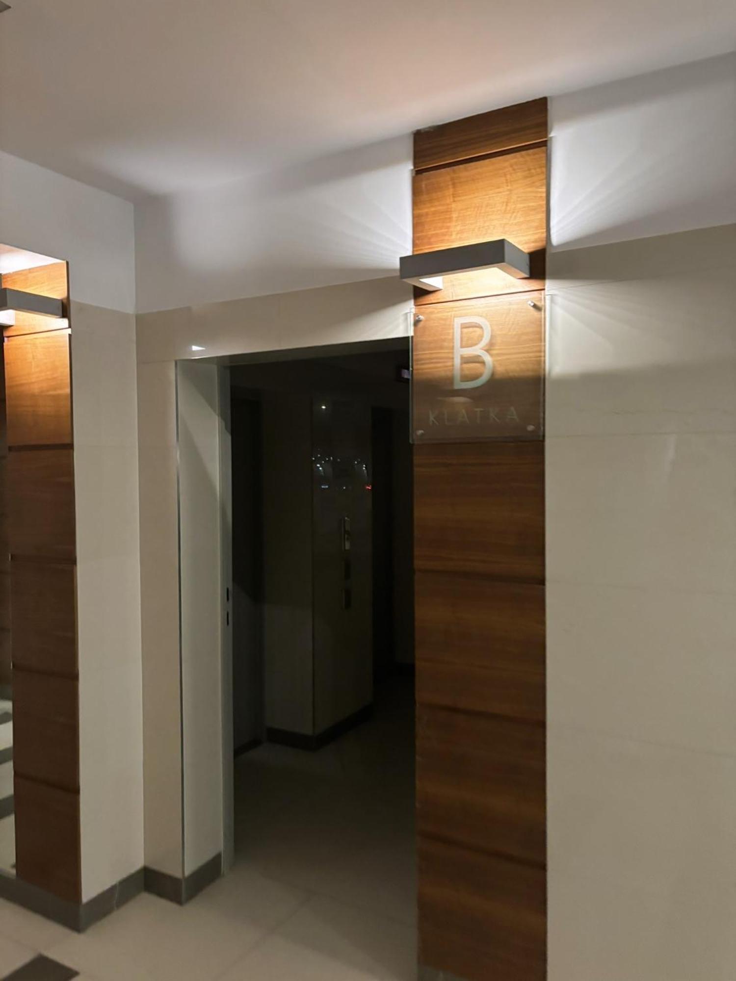Project Comfort Apartament Zygmunta Slominskiego 5/64 Warsaw Ngoại thất bức ảnh
